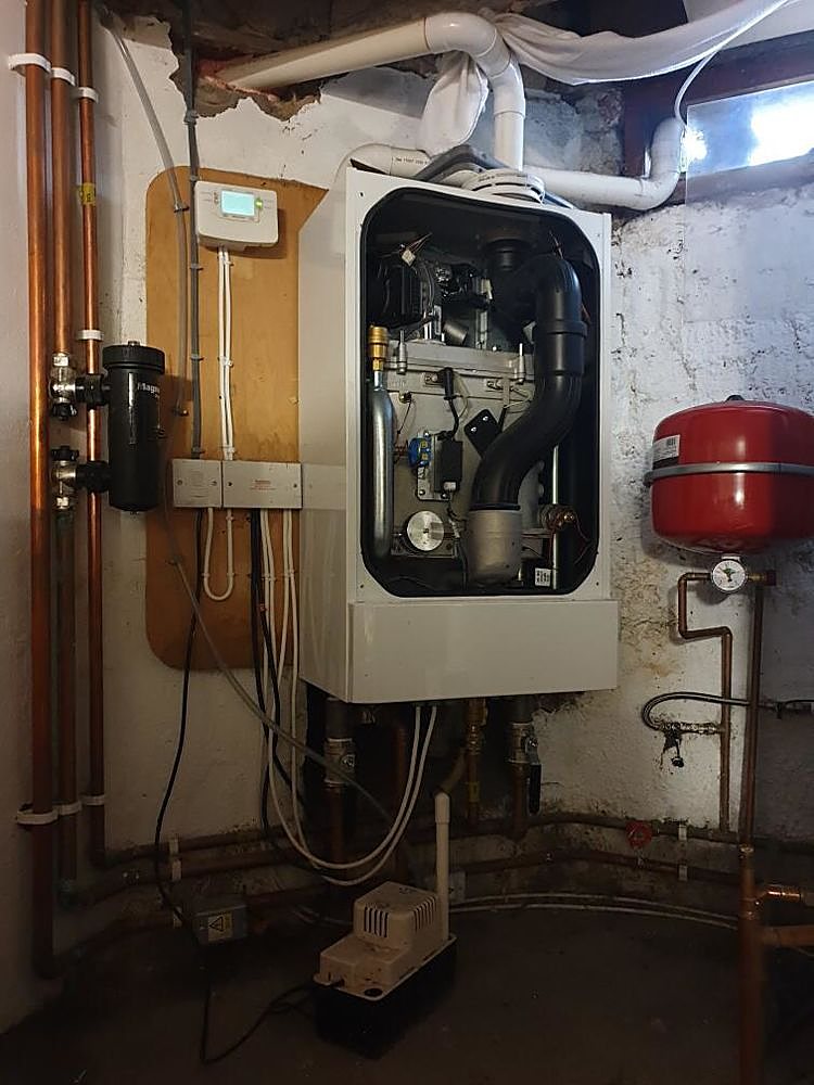 Boiler combustion chamber service, Sheffield