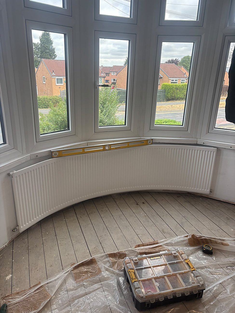 Curved bay window radiator, Sheffield